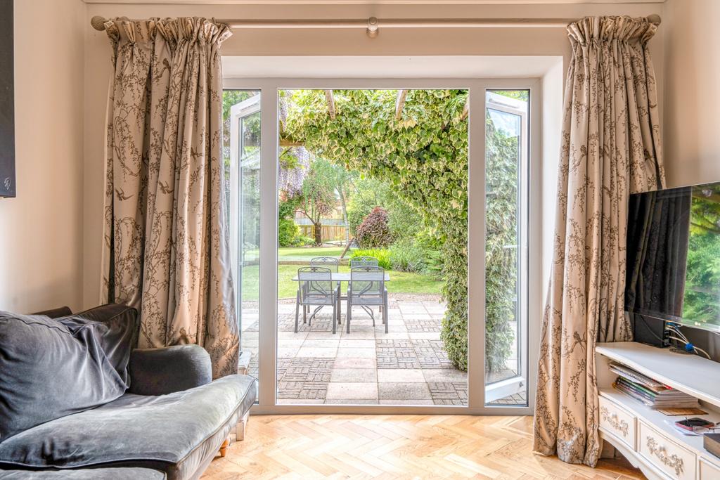 Family Room to Garden