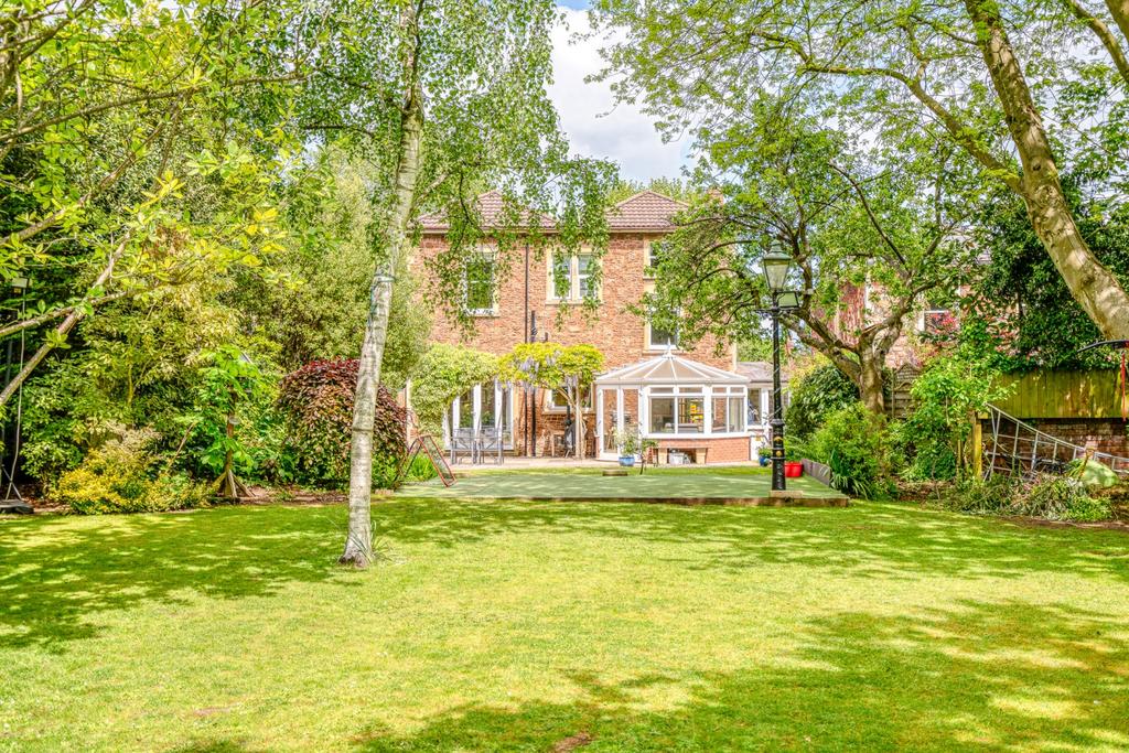 Garden Rear