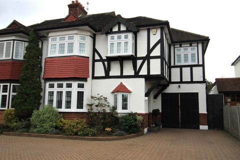 139 Corbets Tey Road, Upminster, RM14 2AX