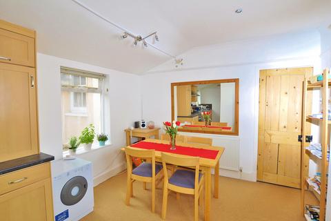 1 bedroom apartment to rent, Artillery Terrace, Guildford, Surrey, GU1