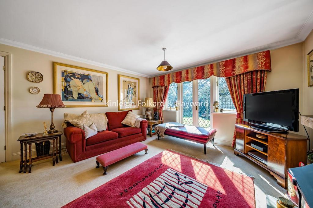 Chislehurst Road, Bickley 3 bed detached house for sale £870,000