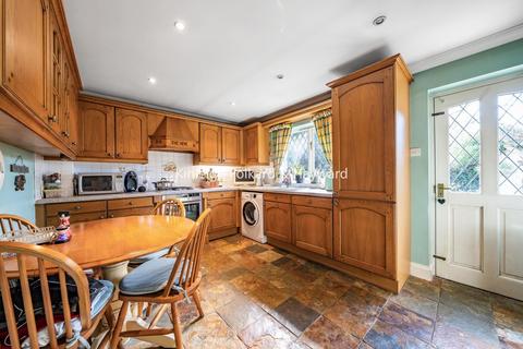 Silver Birch Lodge Chislehurst Road, Bromley, BR1 2NW