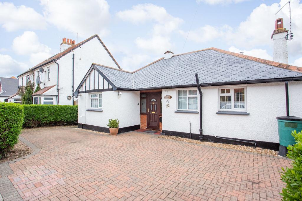 Beacon Road, Herne Bay, CT6 3 bed detached bungalow for sale £400,000