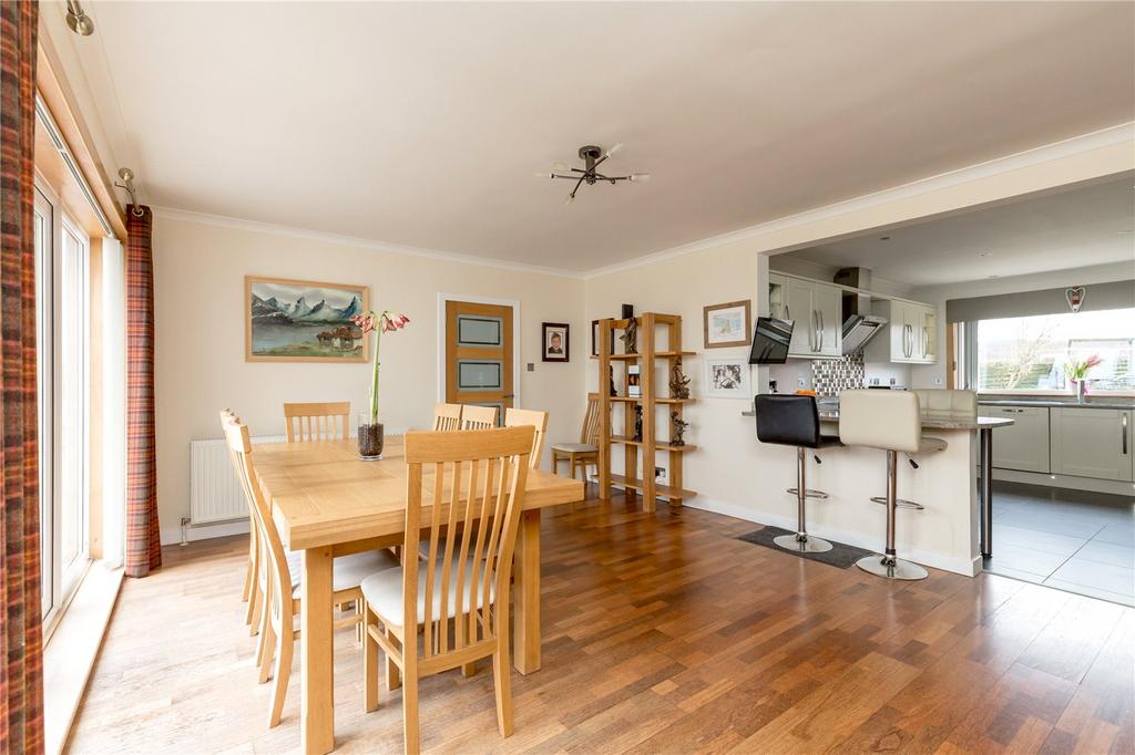 Dining Room/Kitchen