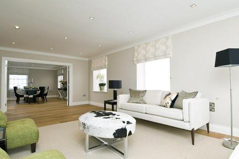 4 bedroom apartment to rent, Hornton Court West, 2 Campden Hill Road, London, W8