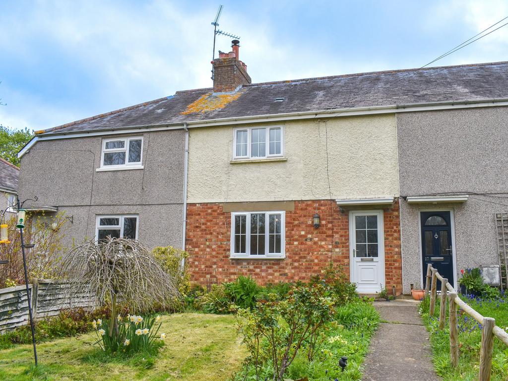 Mill Lane, Greens Norton, NN12 2 bed terraced house for sale £270,000