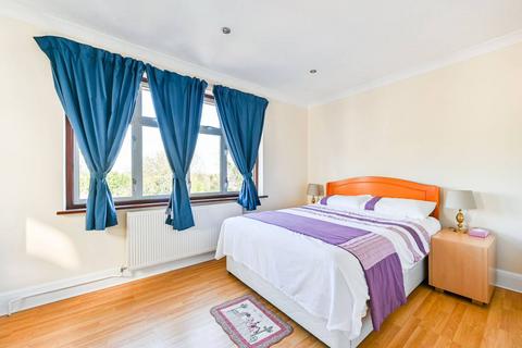 4 bedroom detached house for sale - The Mount, Wembley Park, Wembley, HA9