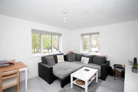 1 bedroom maisonette for sale, Ravenscroft, Watford, Hertfordshire, WD25