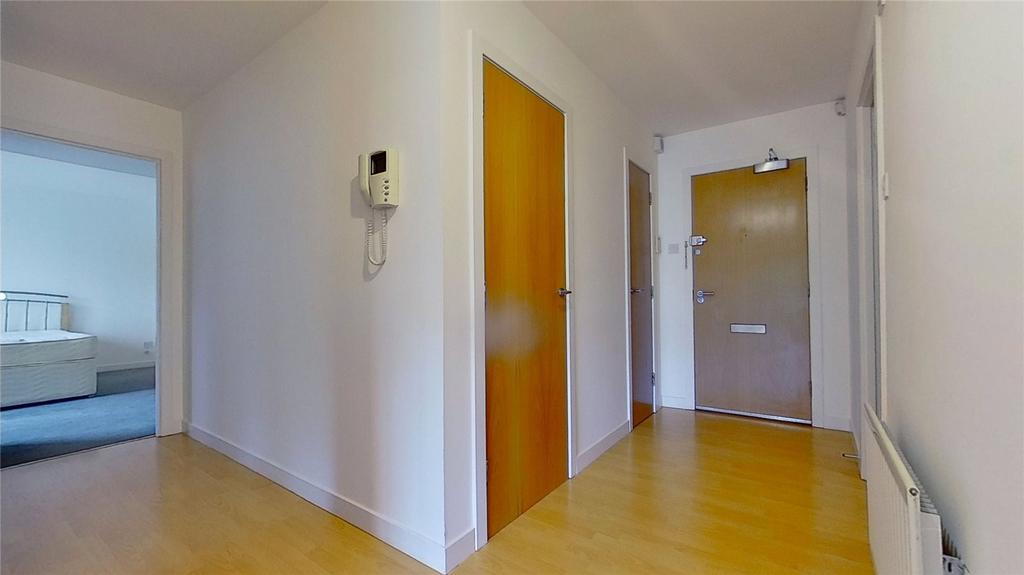 Ascot Gate, Glasgow, G12 2 bed parking £1,250 pcm (£288 pw)