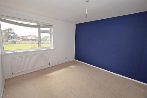 3 bedroom flat to rent, Wrenfield Place, Scott Close, Bognor Regis, PO21