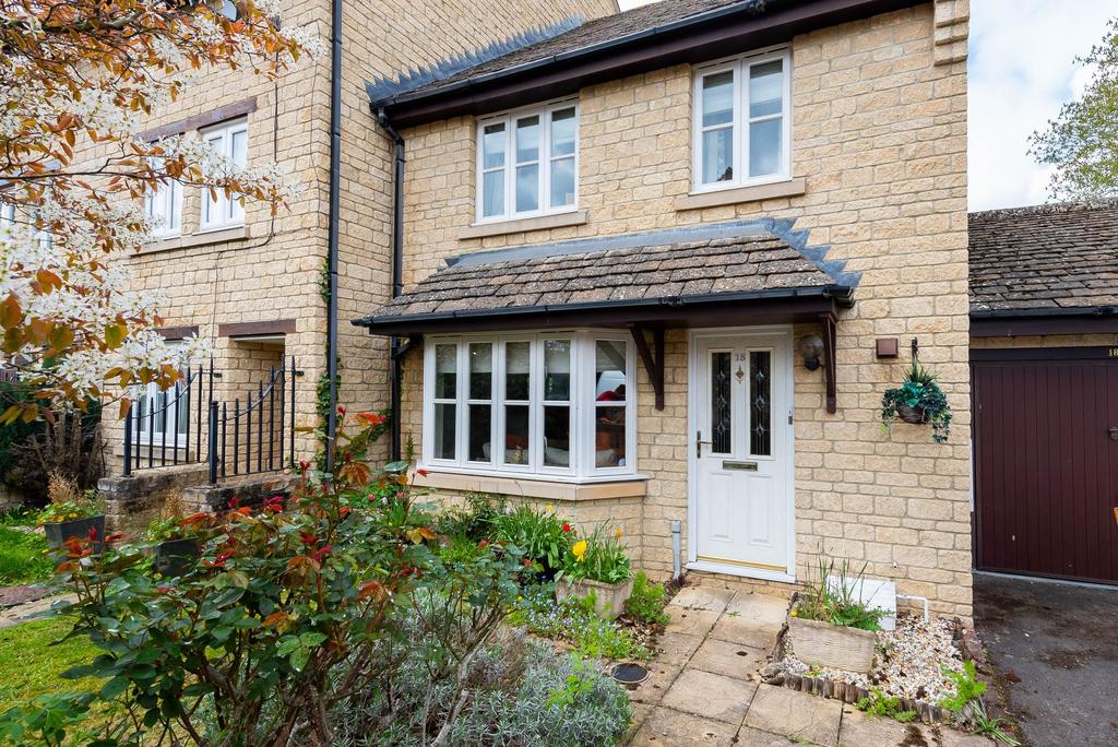 Grangers Place, Witney, OX28 3 bed end of terrace house for sale £425,000