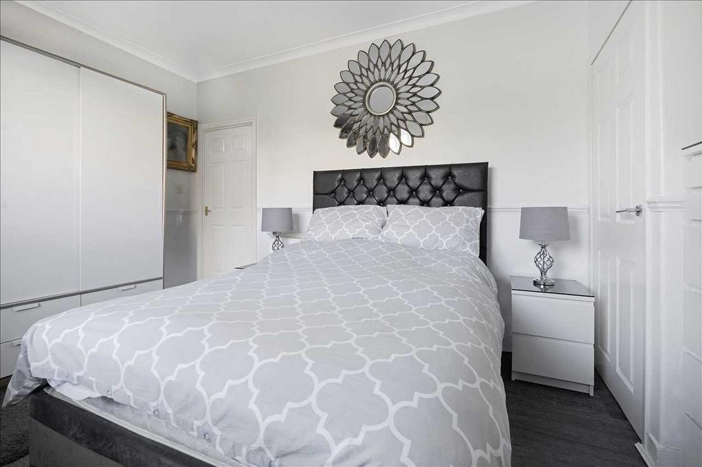 Bedroom One (3)