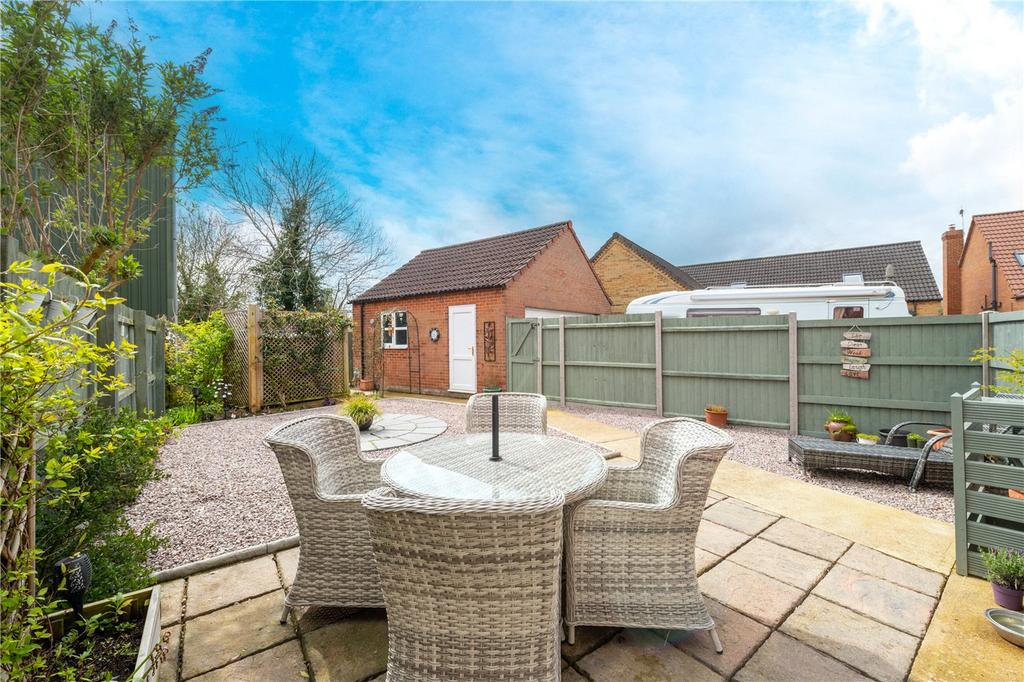 Hereward Way, Billingborough, Sleaford, Lincolnshire, NG34 4 bed semi ...