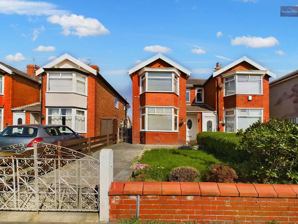 Dudley Avenue, Blackpool, FY2 3 bed semidetached house for sale £150,000