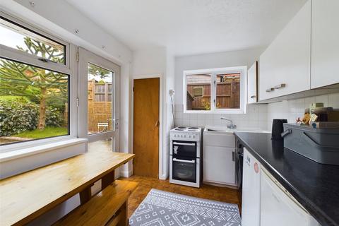 3 Dunster Close, Tuffley, Gloucester, GL4 0TP