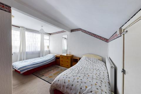 3 Dunster Close, Tuffley, Gloucester, GL4 0TP