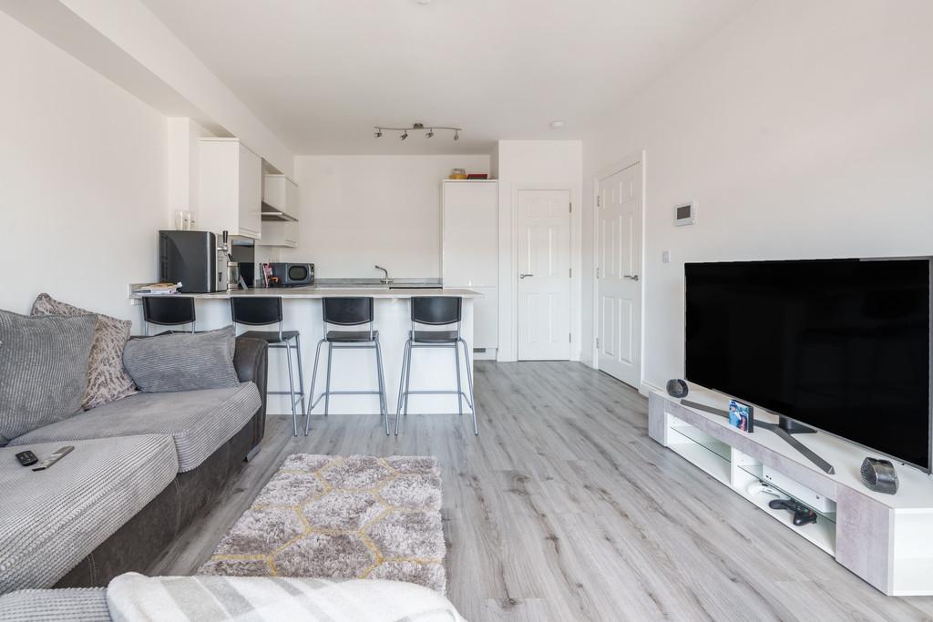 Open plan living &amp; kitchen
