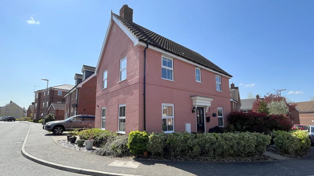 Reeds Way, Loddon 3 bed detached house for sale £290,000