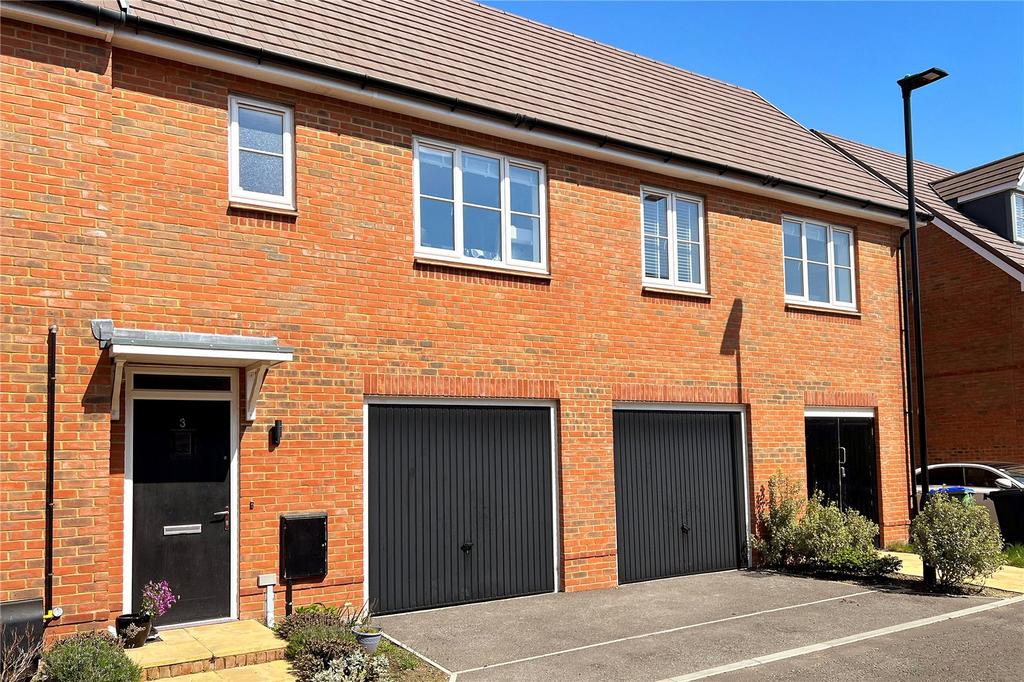 Sage Place, Cresswell Park, Angmering, West Sussex 2 bed apartment for