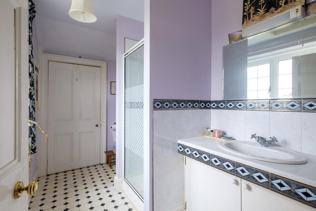 2nd floor shower room
