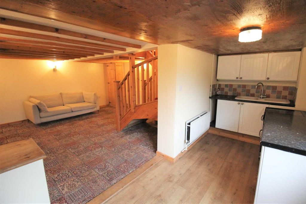 Bristol Road, Hewish 2 bed semidetached house for sale £189,950