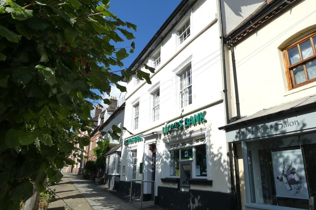 High Street, Cleobury Mortimer 5 bed townhouse for sale £345,000