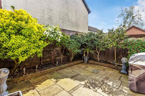 49 Oswald Close, Fetcham, Leatherhead, KT22 9UA