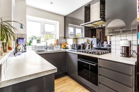 49 Oswald Close, Fetcham, Leatherhead, KT22 9UA