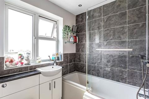 49 Oswald Close, Fetcham, Leatherhead, KT22 9UA