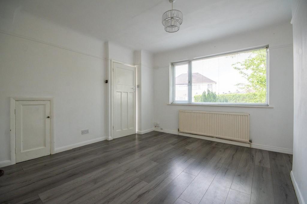 Parkfield Crescent, Ruislip HA4 2 bed semidetached house for sale £