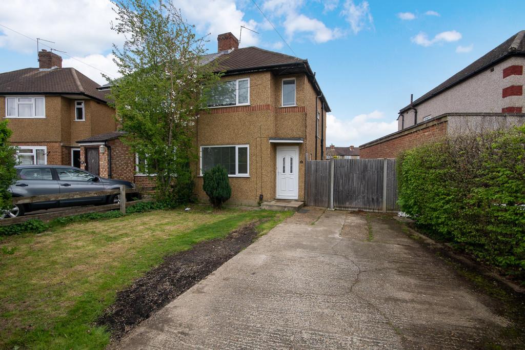 Parkfield Crescent, Ruislip HA4 2 bed semidetached house for sale £