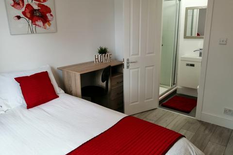 1 bedroom in a house share to rent, Wilton Avenue, Southampton SO15