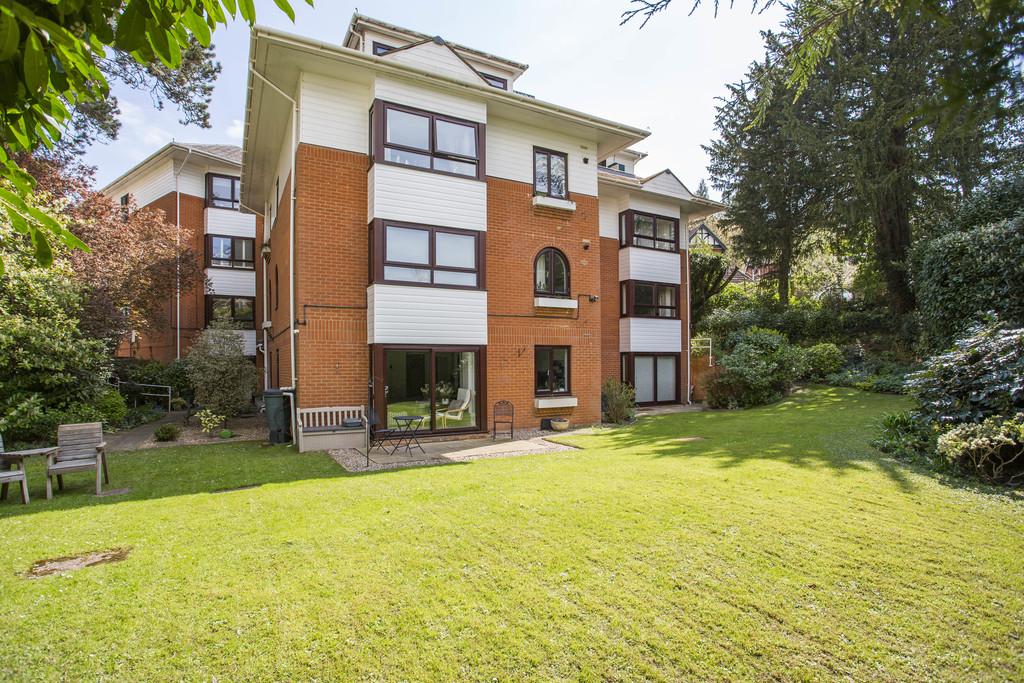 Linden Park Road, Tunbridge Wells 2 bed apartment for sale £375,000