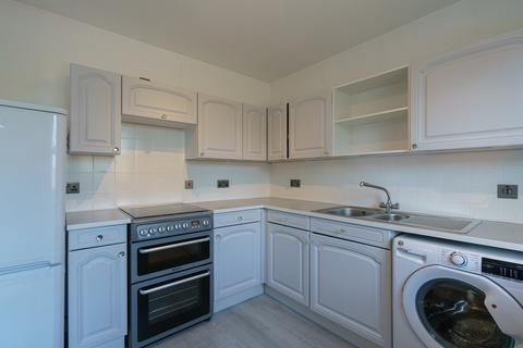 2 bedroom apartment to rent, Roslin Place, Aberdeen