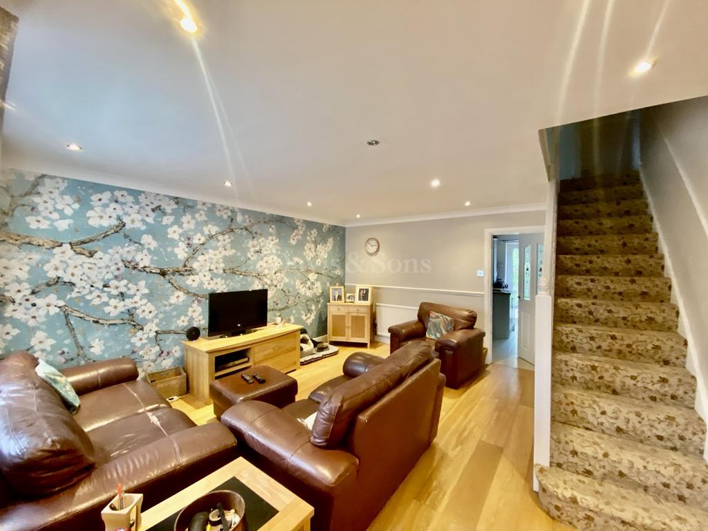 Myrtle Drive, Rogerstone, Newport. NP10 9EA 4 bed semidetached house for sale £319,950