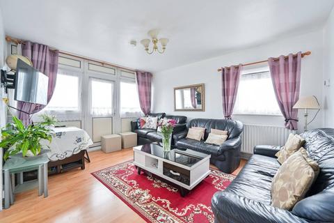 1 bedroom flat for sale - Yarnfield Square, Peckham, London, SE15