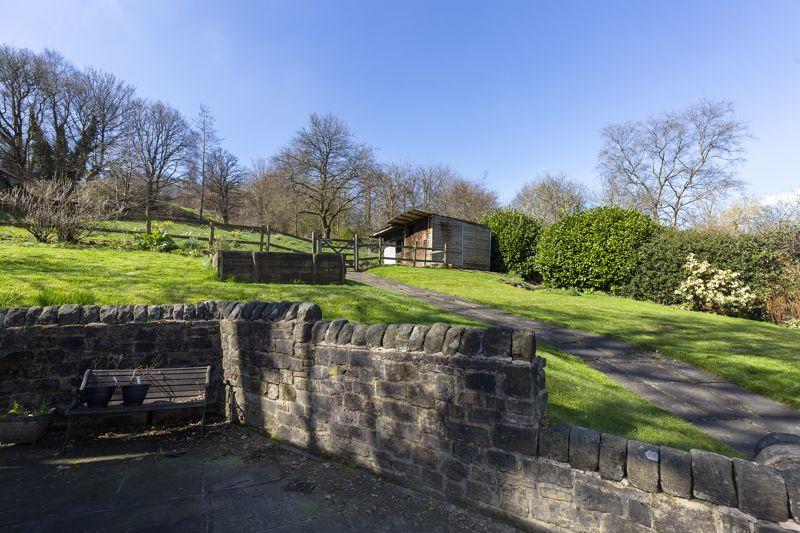 Garden & Stables