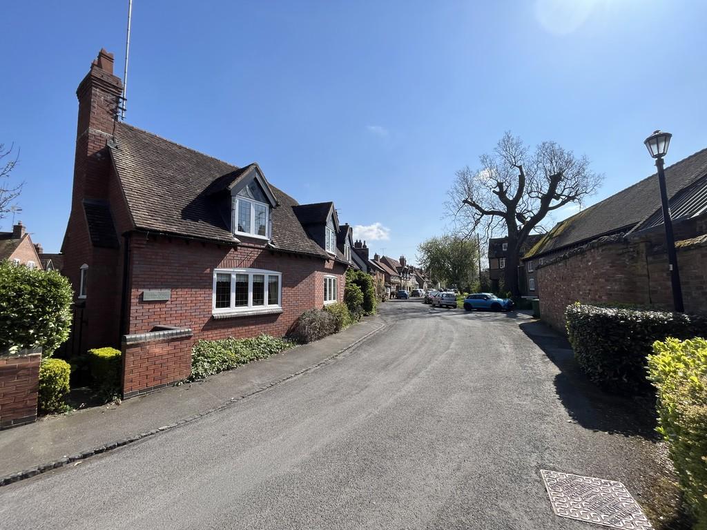 Bridge End, Warwick 3 bed link detached house for sale £650,000