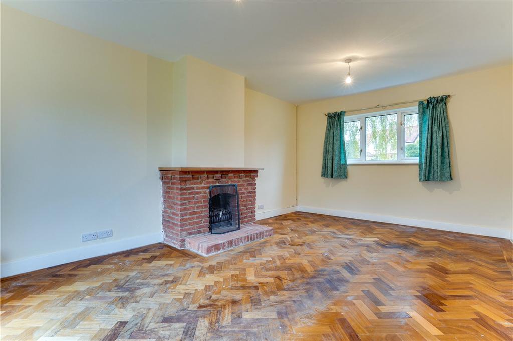 10 Caunsall Road, Caunsall... 3 bed semidetached house £317,500