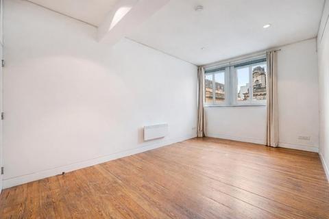 undefined, Cross Street, Manchester, Manchester City Centre, M2 4JE