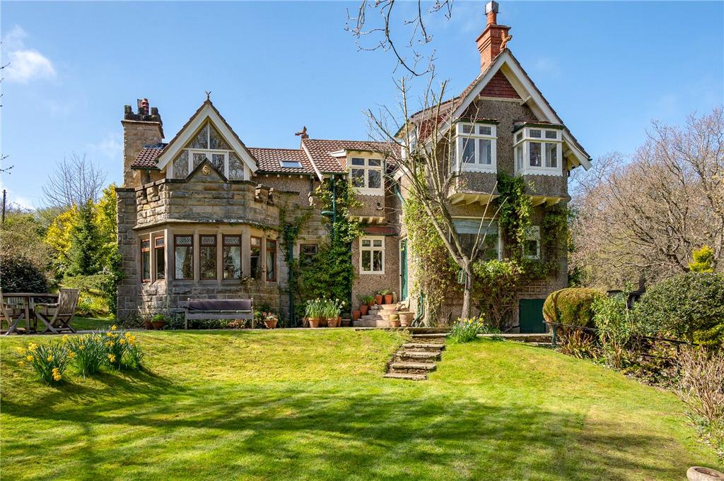Staintondale Road, Cloughton, Scarborough, North Yorkshire, YO13 4 bed