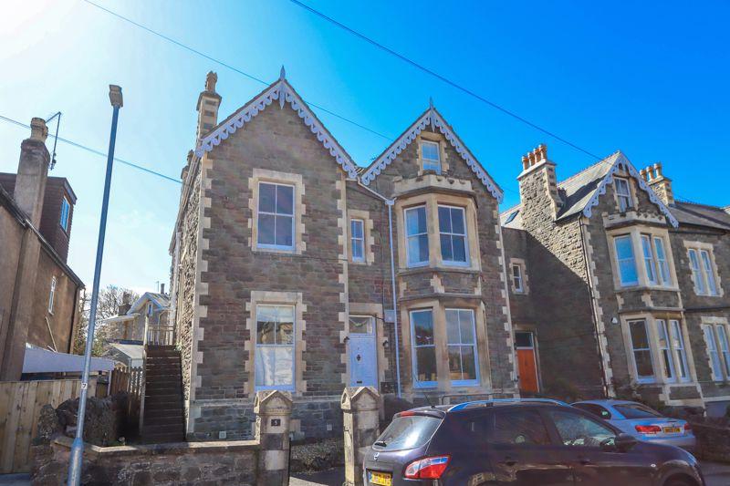 Hallam Road, Clevedon 2 bed apartment to rent £1,000 pcm (£231 pw)