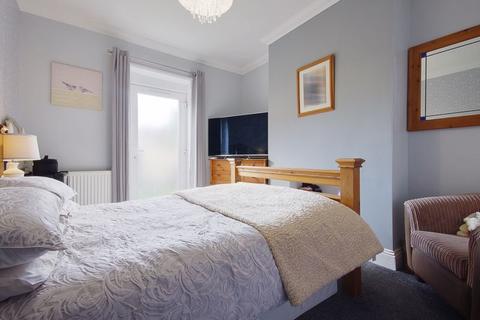 2 bedroom flat for sale, Nortoft Road, Charminster, BH8