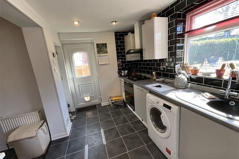 54 Lound Road, Sheffield, S9 4BL