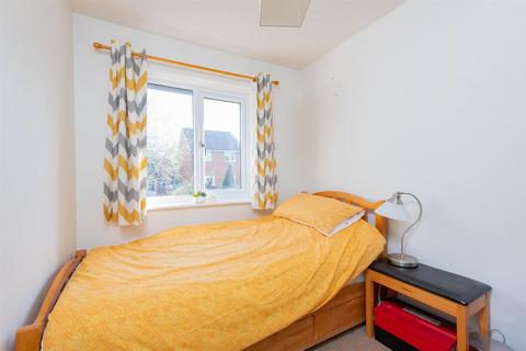 7 Cropmark Way, Basingstoke, RG22 4TA