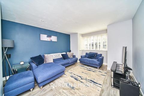 44 New Road, London, E4 8ET