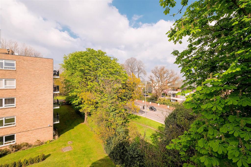 10 Orwell Lodge-16.JPG
