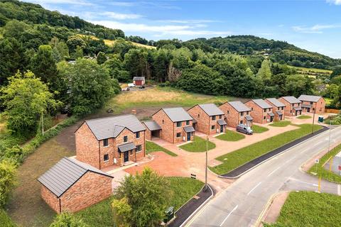 3 bedroom detached house to rent, Gilpin Way, Whitchurch, Ross-on-Wye, Herefordshire, HR9