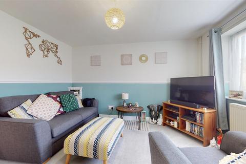 74 Greenways, Portland, DT5 2LF