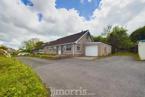 3 bedroom detached bungalow for sale, Ffordd y Cwm, St. Dogmaels, Cardigan